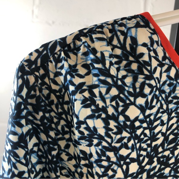 Michael Michael Kors Floral Top Size PL Blue Ivory Long Sleeve - Picture 3 of 7